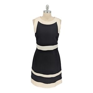 30158 WHBM Colorblock A Line Dress White Black size 10 preppy Business casual